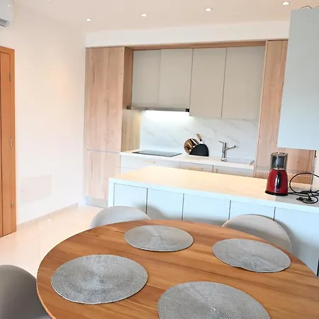 Sunny 2bed Apartman *